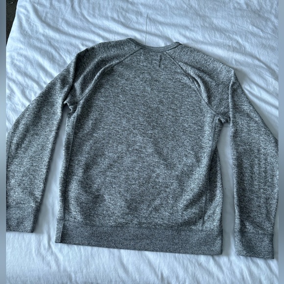Abercrombie & Fitch grey crewneck sweater - Picture 2 of 3